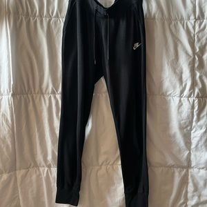 NIKE Joggers